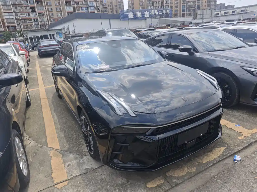 Lynk & Co 03 — миниатюра 3