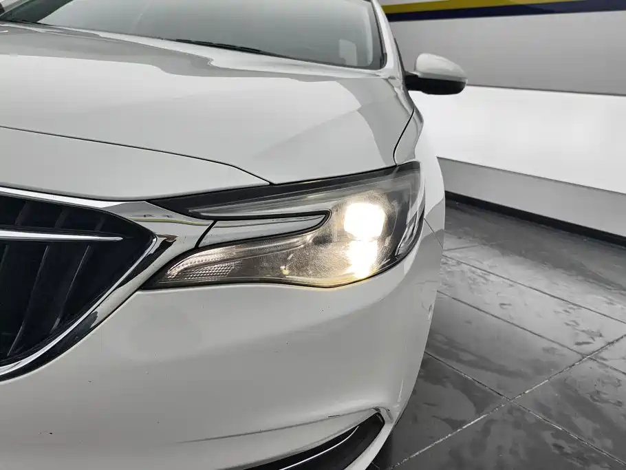 Buick Excelle — миниатюра 5