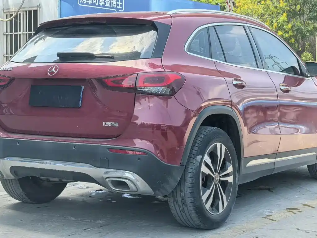 Mercedes-Benz GLA — миниатюра 9