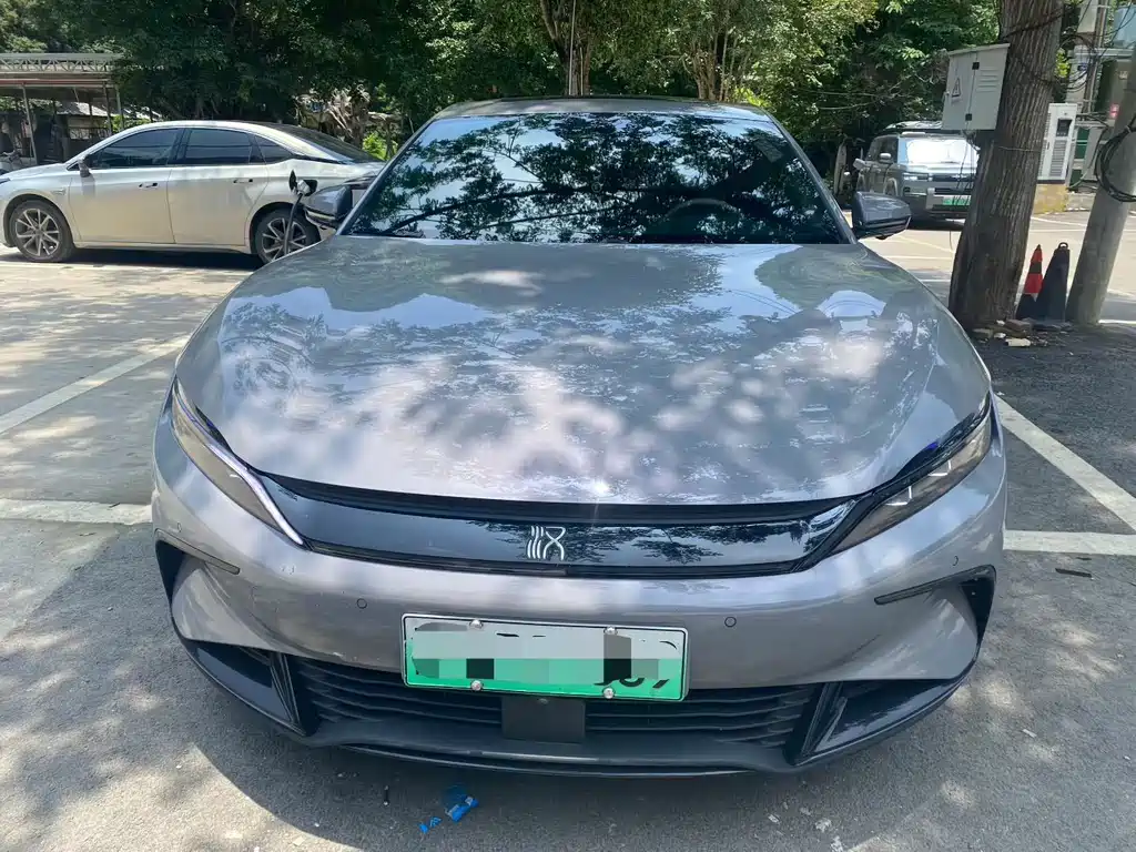 BYD Han — миниатюра 2