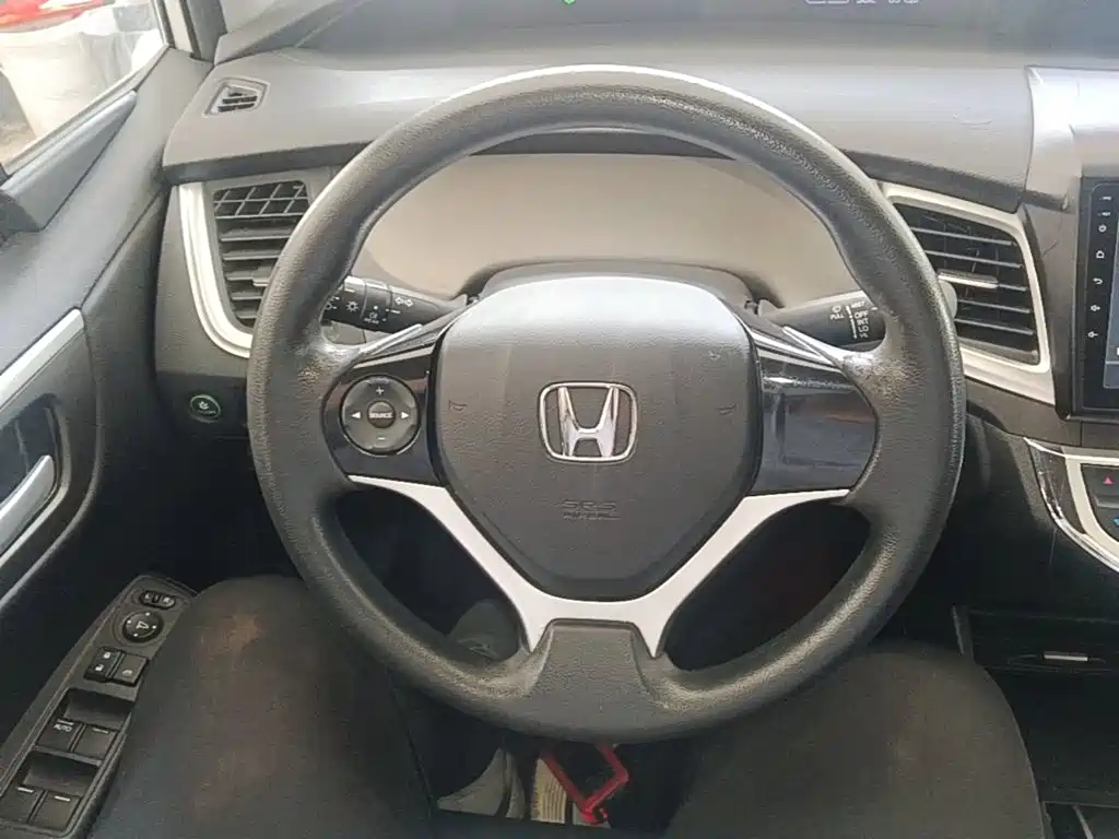 Honda Jade — миниатюра 7