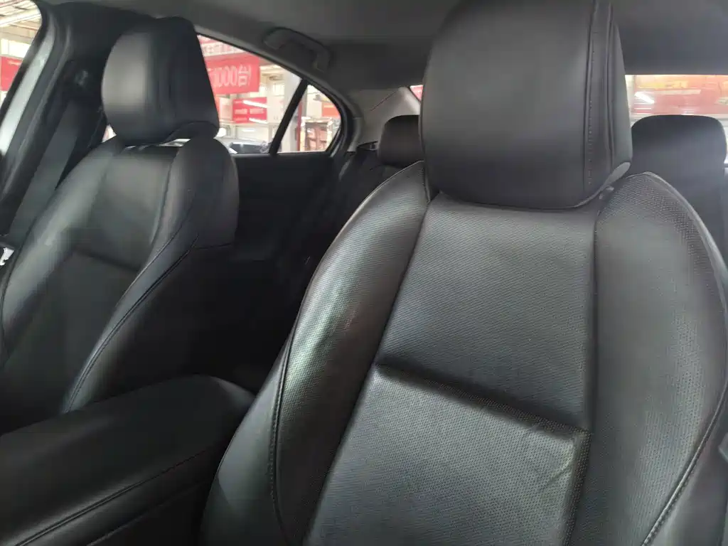 Mazda 3 Axela — миниатюра 15