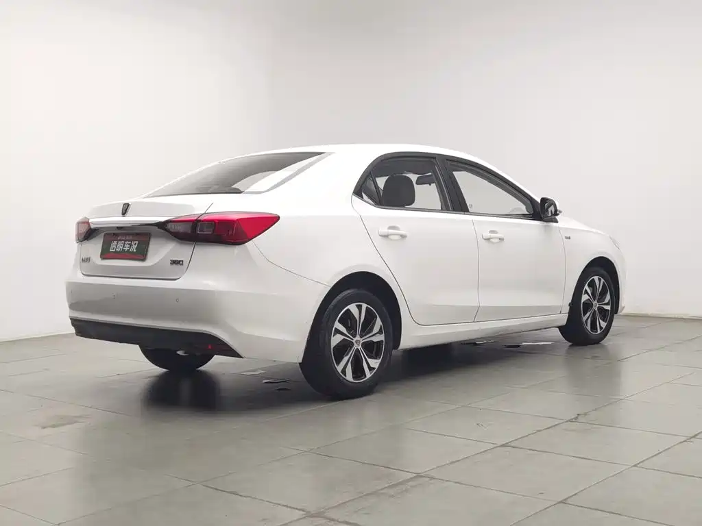 Roewe 360 — миниатюра 2