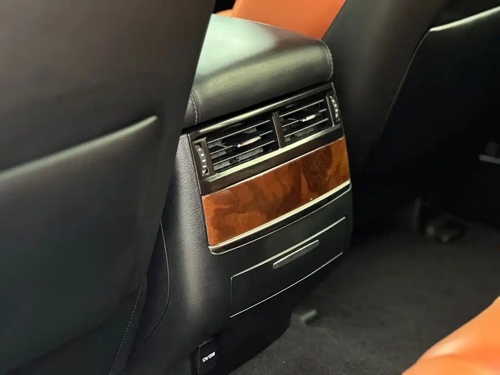 Lexus LX — миниатюра 19