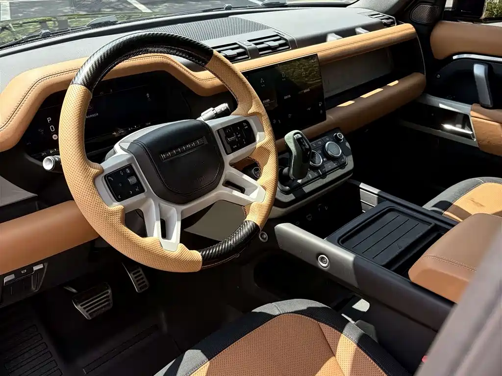 Land Rover Defender — миниатюра 12