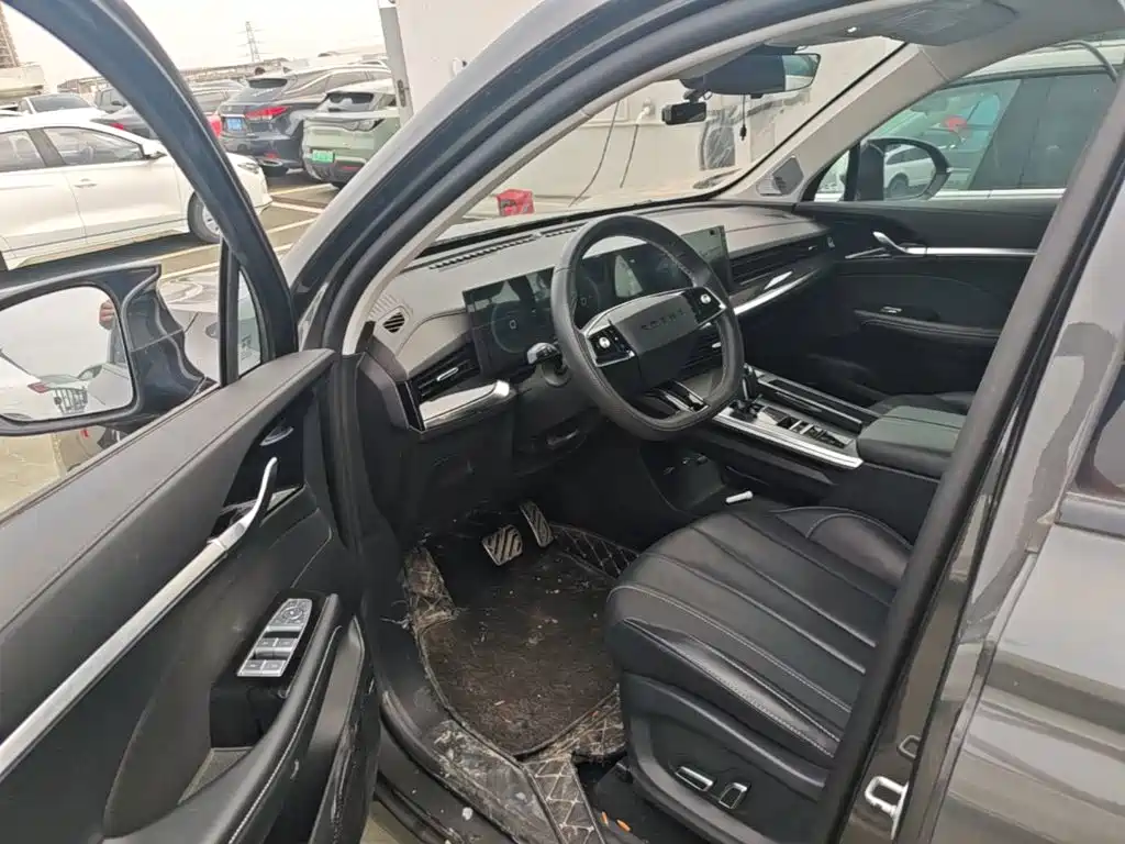Roewe RX5 eMAX — миниатюра 16