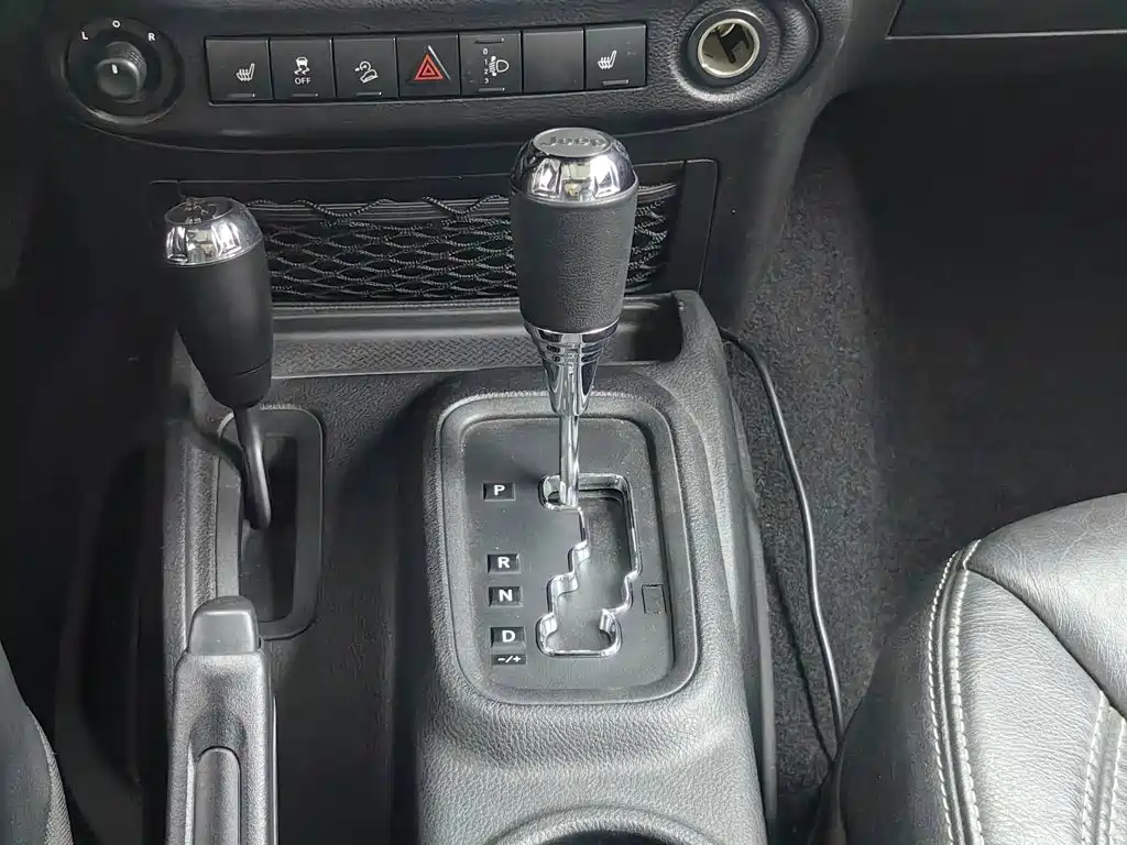 Jeep Wrangler — миниатюра 13