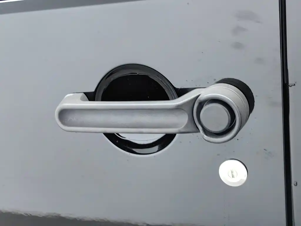 Jeep Wrangler — миниатюра 18