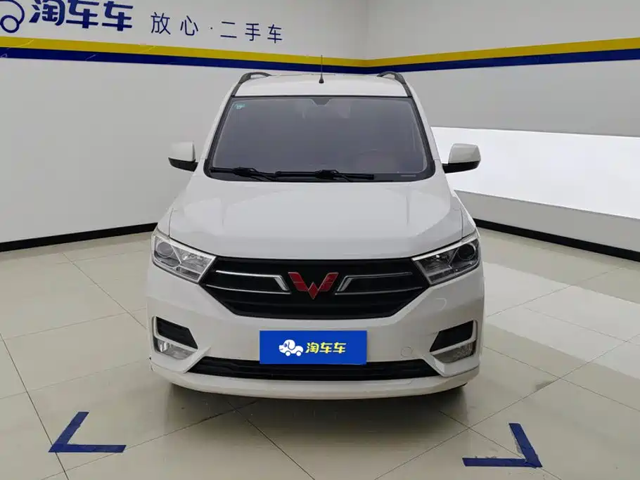 Wuling Hongguang — миниатюра 2
