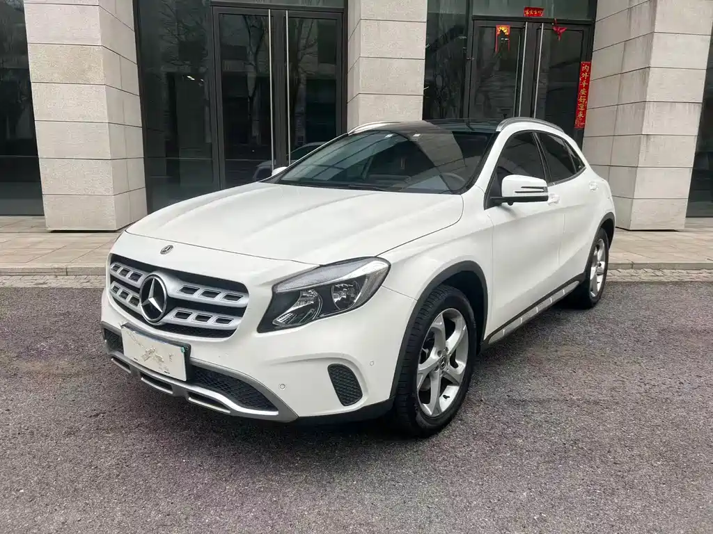 Mercedes-Benz GLA 2019