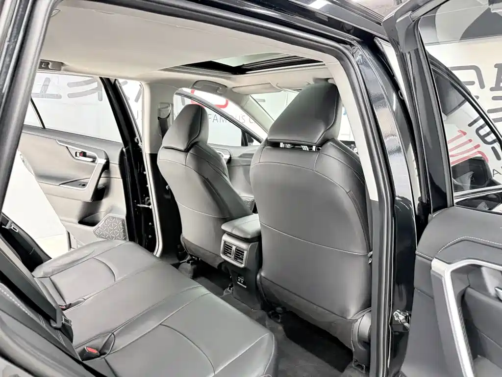 Toyota Wildlander — миниатюра 14