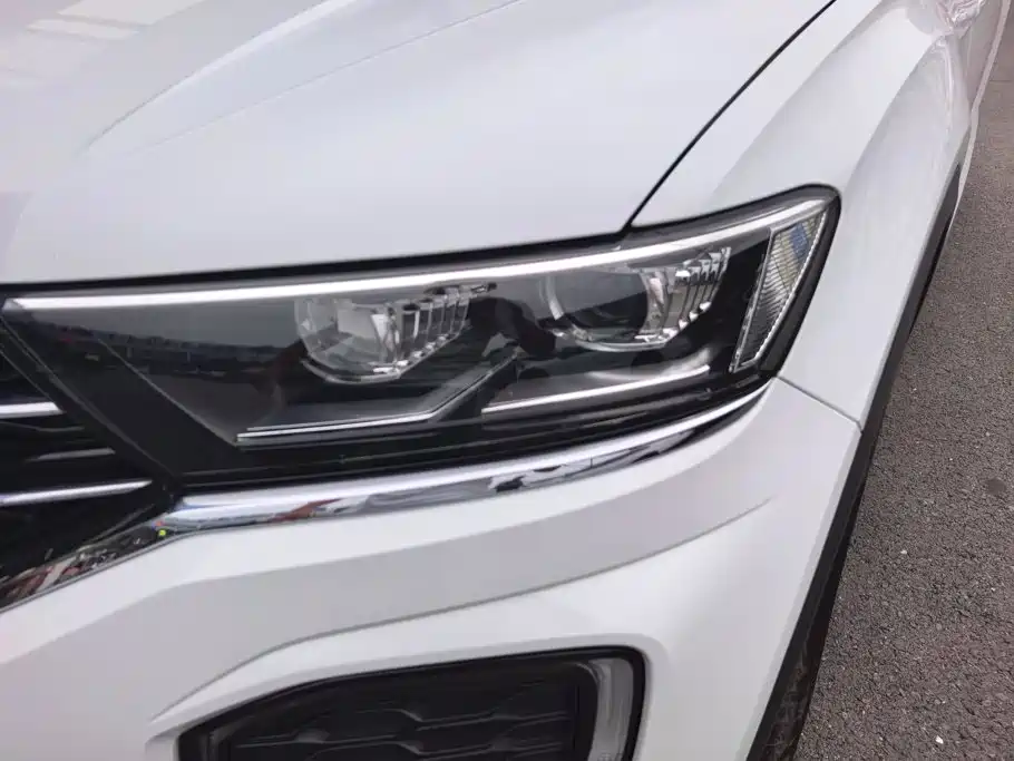 Volkswagen T-Roc — миниатюра 5