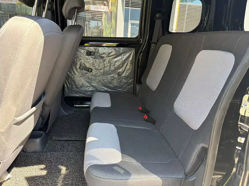Wuling Zhiguang EV — миниатюра 6