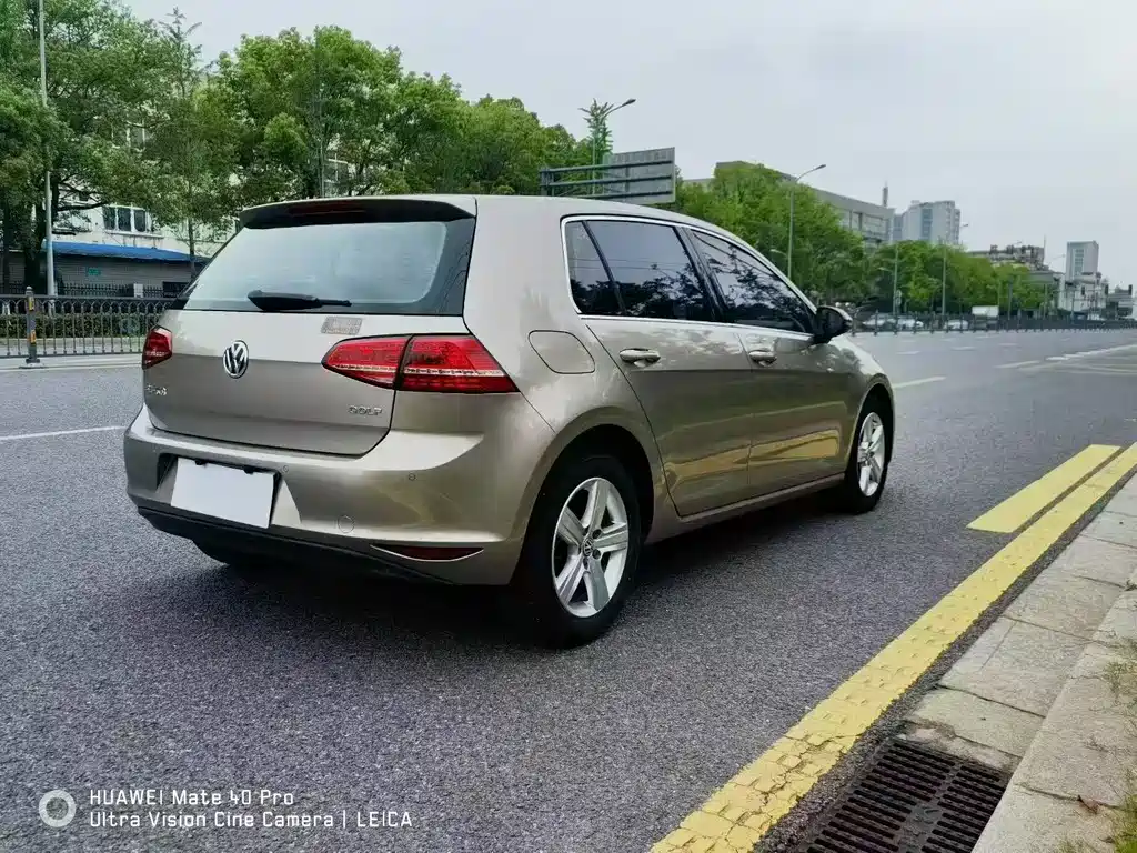 Volkswagen Golf — миниатюра 5