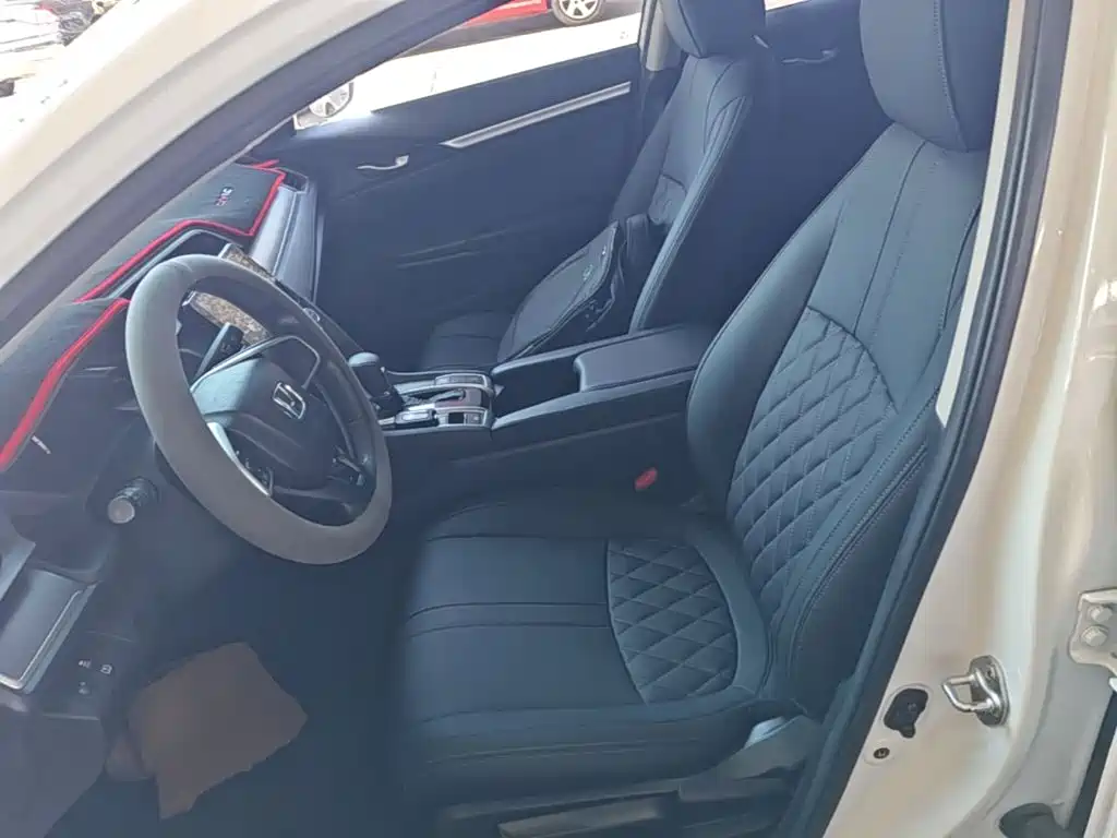Honda Civic — миниатюра 15