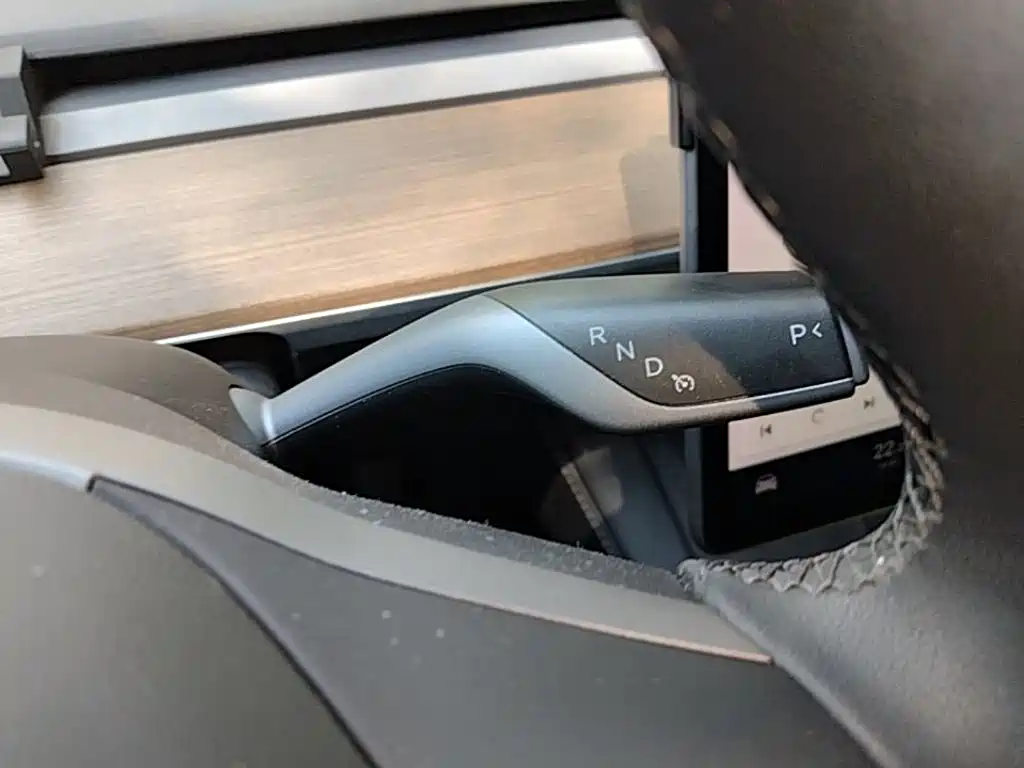 Tesla Model 3 — миниатюра 14