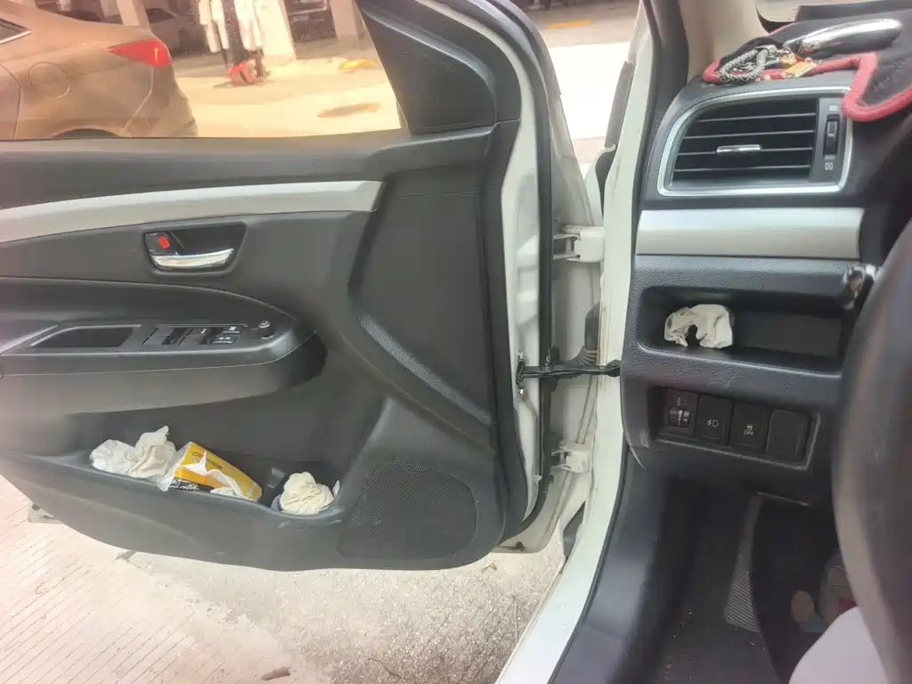 Suzuki Alivio — миниатюра 19