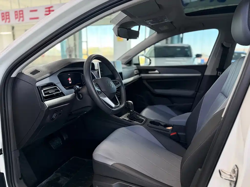 Volkswagen Lavida — миниатюра 7