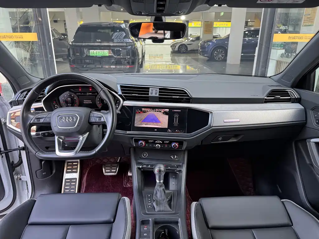 Audi Q3 — миниатюра 10