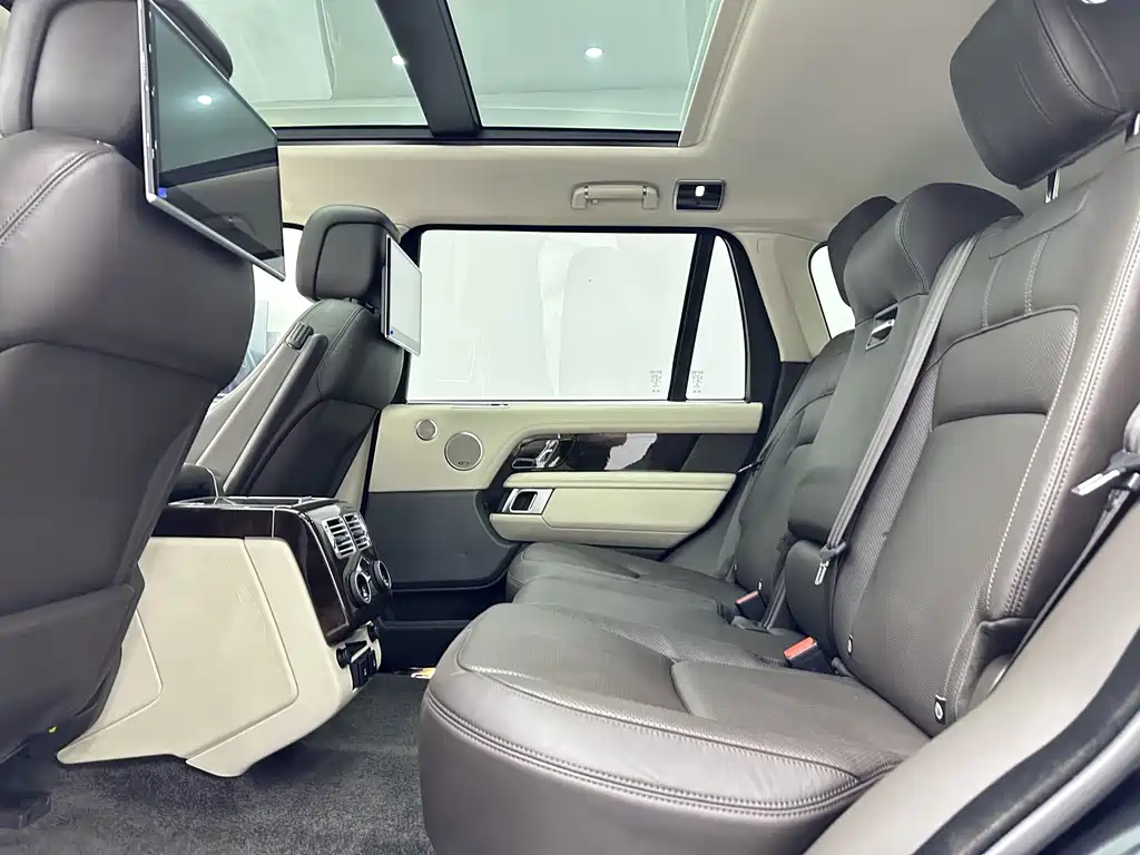Land Rover Range Rover — миниатюра 9