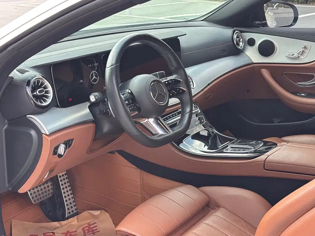 Mercedes-Benz E-Class (Import) — миниатюра 9