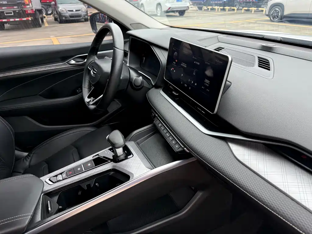 Geely Xingrui — миниатюра 11