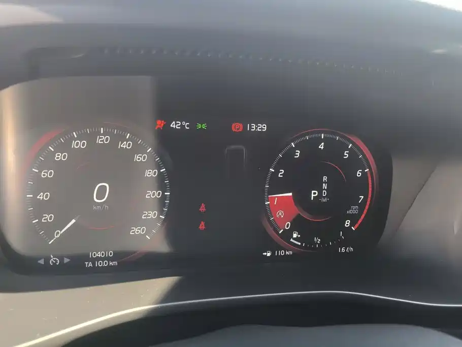 Volvo XC40 — миниатюра 14