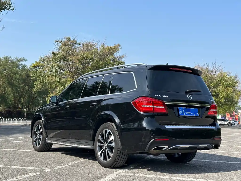 Mercedes-Benz GLS — миниатюра 18