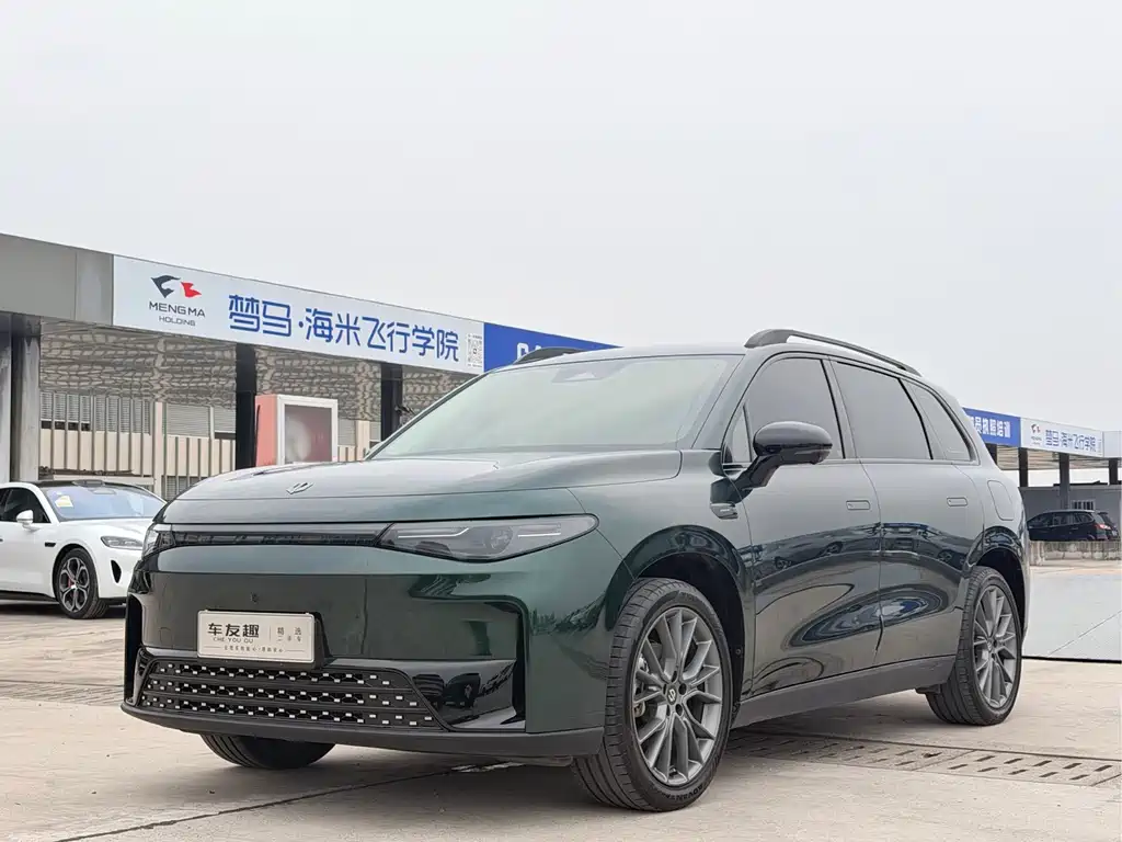 Leapmotor C10