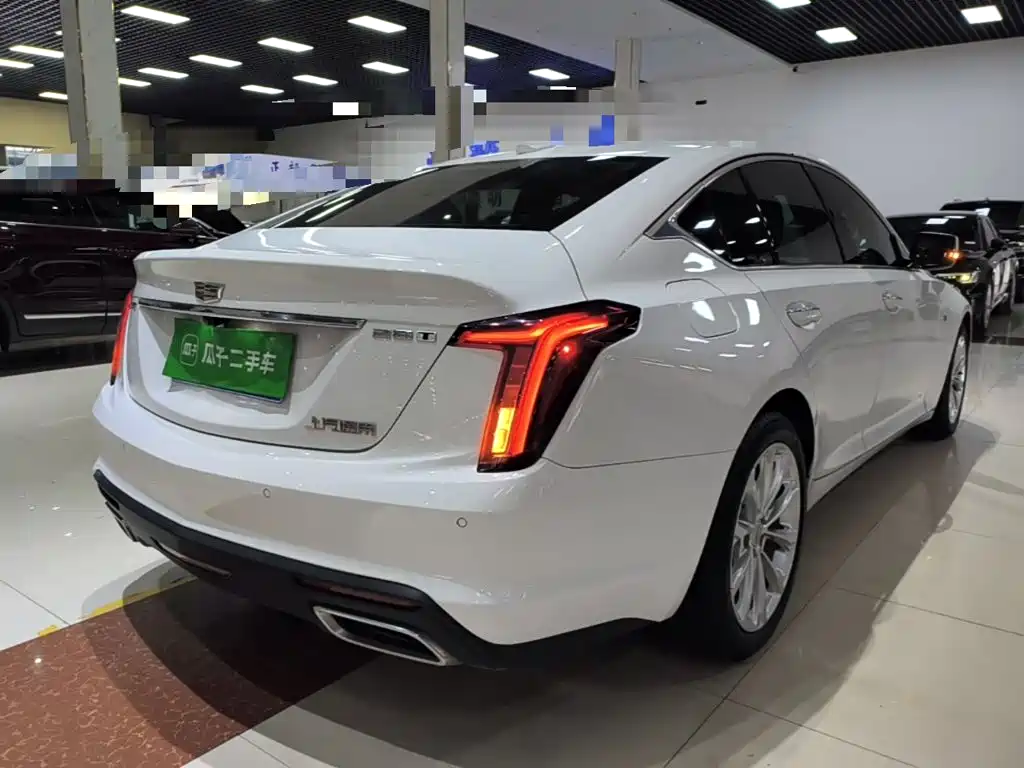Cadillac CT5 — миниатюра 7