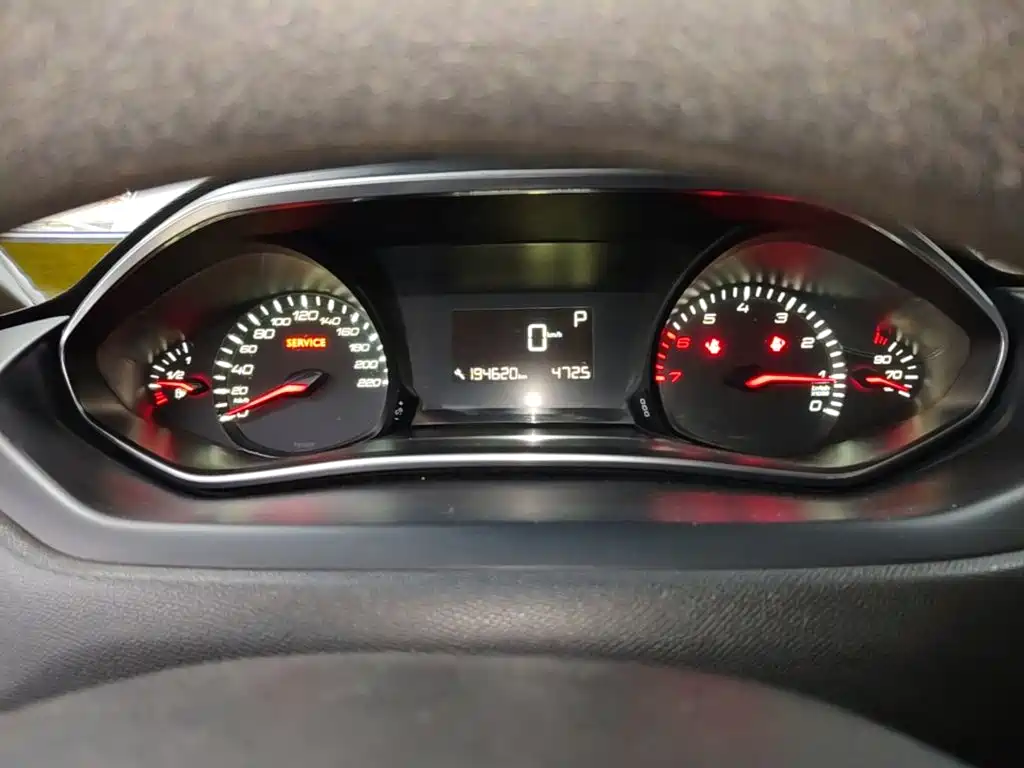 Peugeot 308 — миниатюра 12