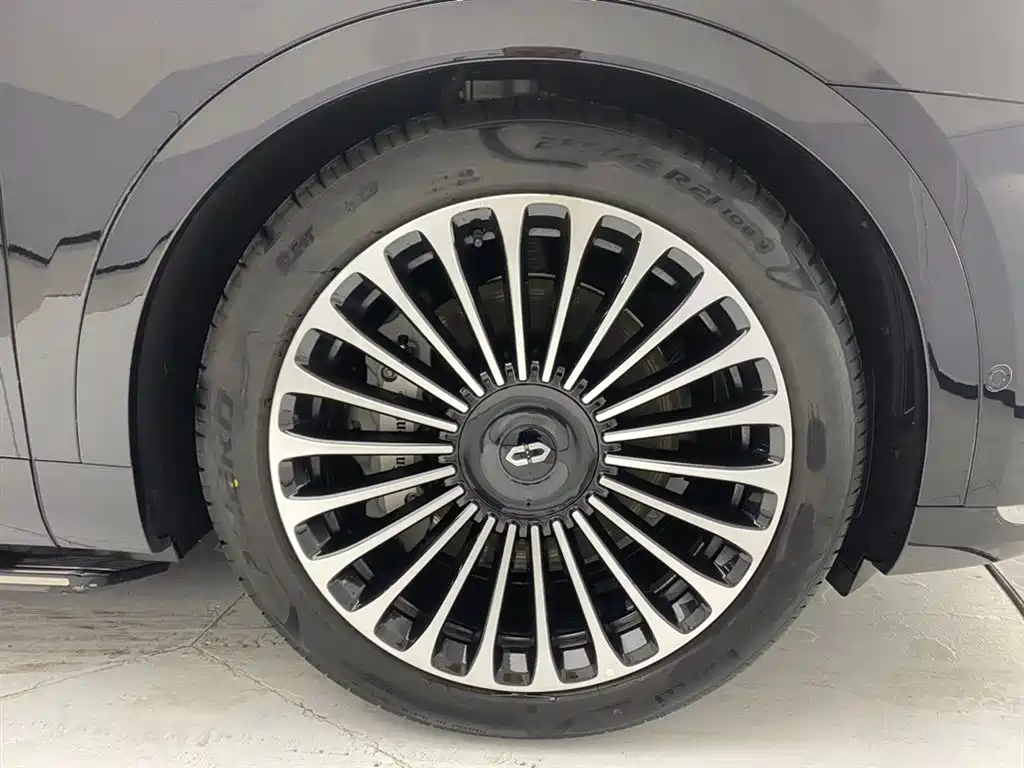 AITO ASK THE WORLD M9