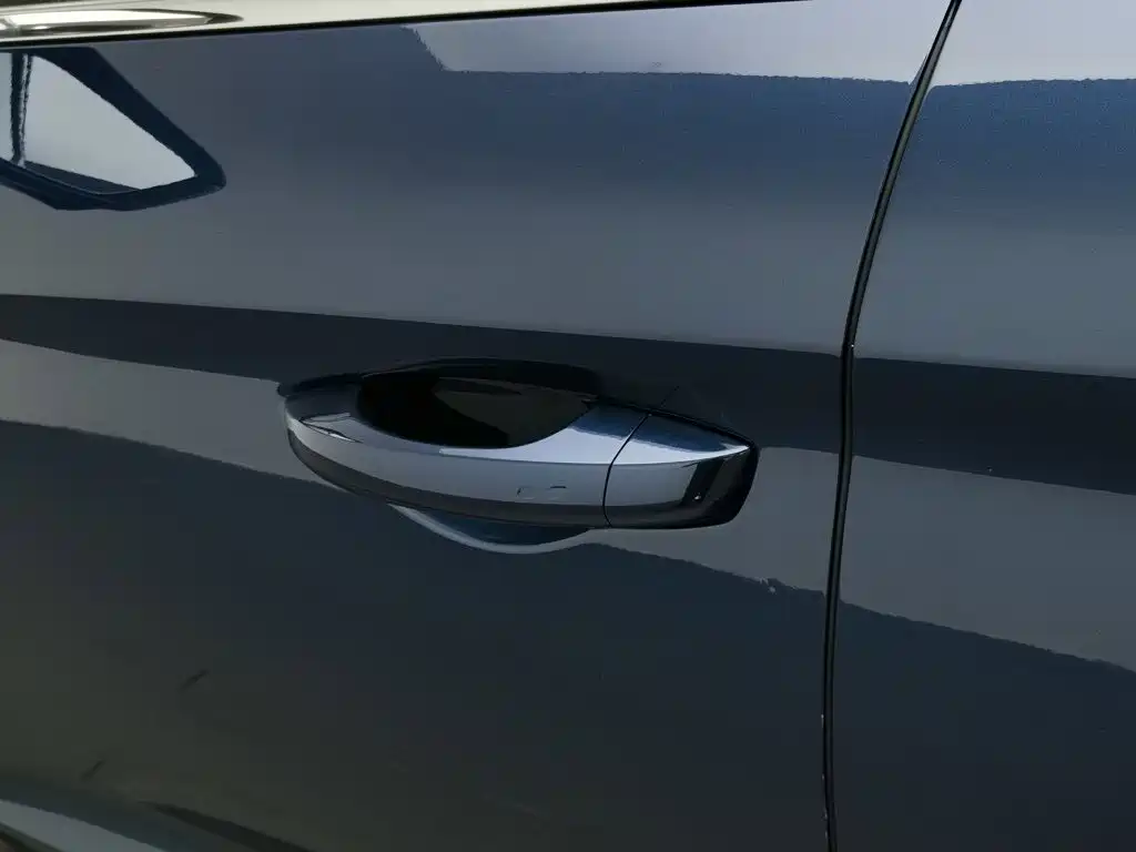 Geely Jia Ji New Energy — миниатюра 18