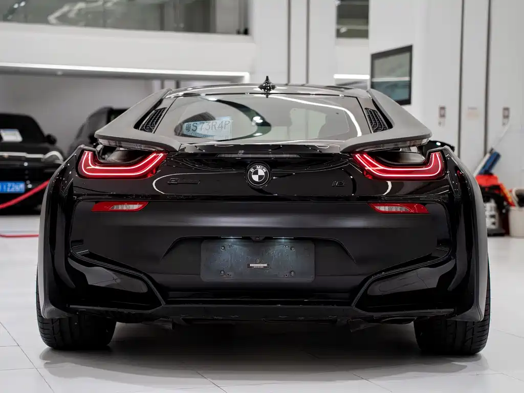 BMW i8 — миниатюра 12