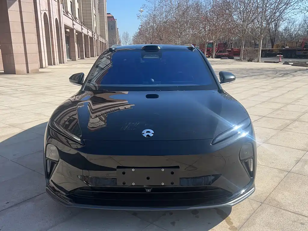 NIO NIO ET5T