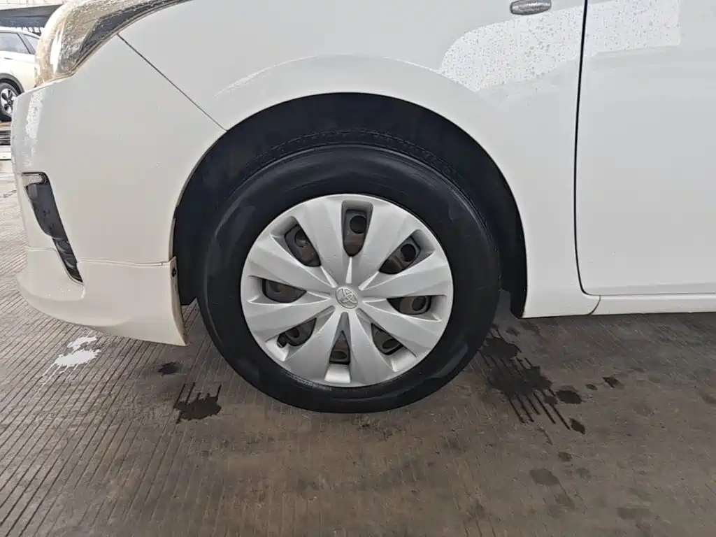 Toyota Yaris L — миниатюра 23