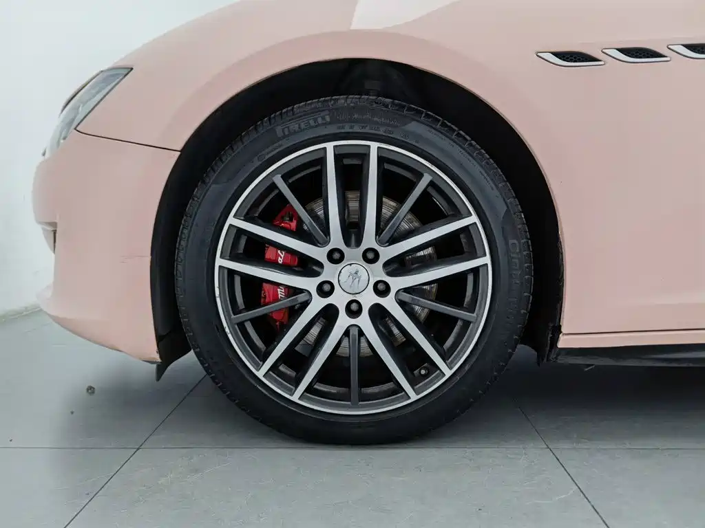Maserati Ghibli — миниатюра 17