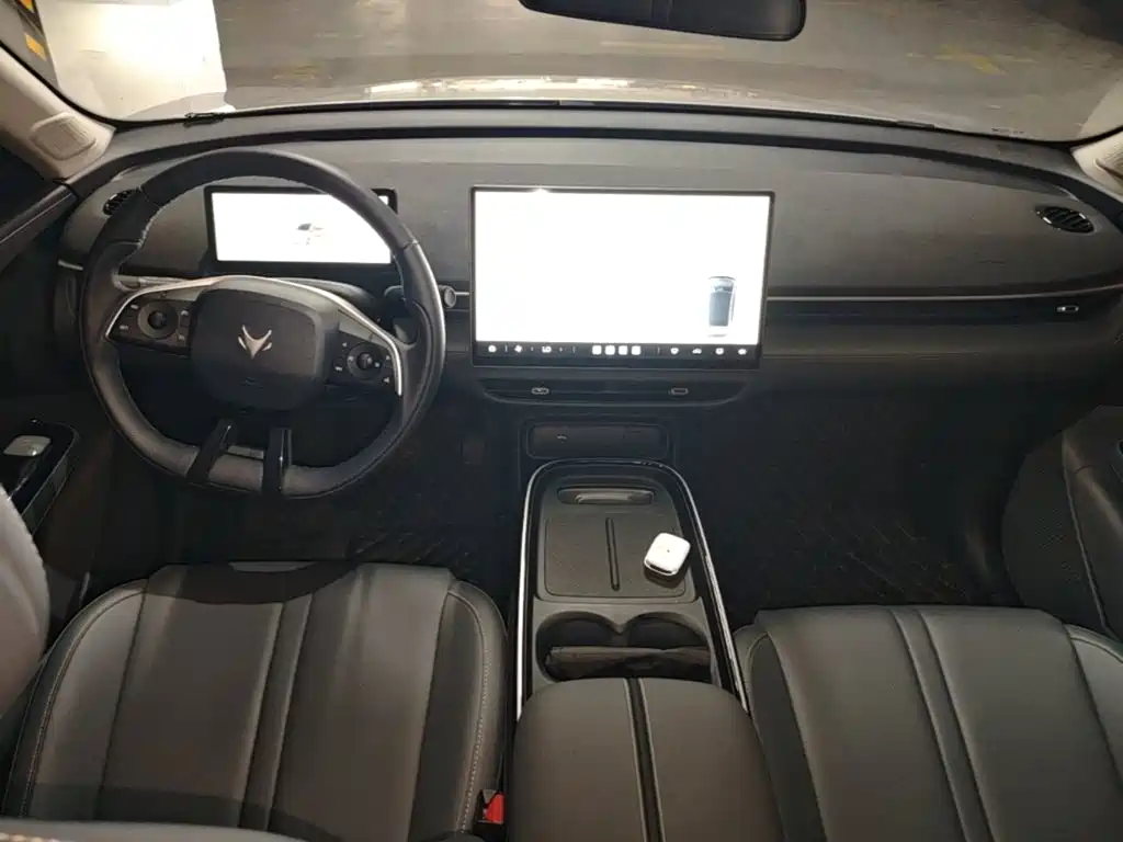 ARCFOX Beta T1 — миниатюра 10