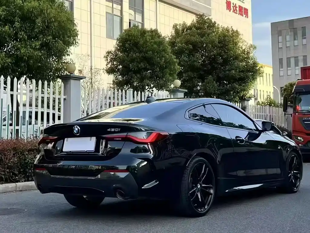 BMW 4 Series — миниатюра 9
