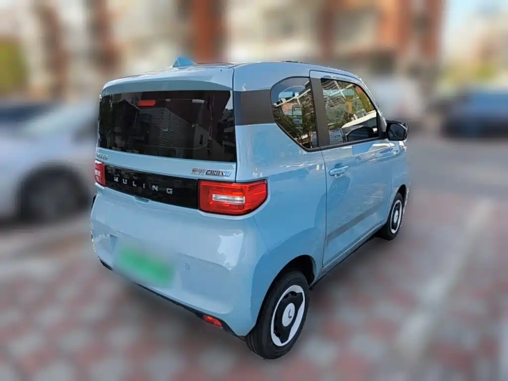 Wuling MINIEV — миниатюра 10