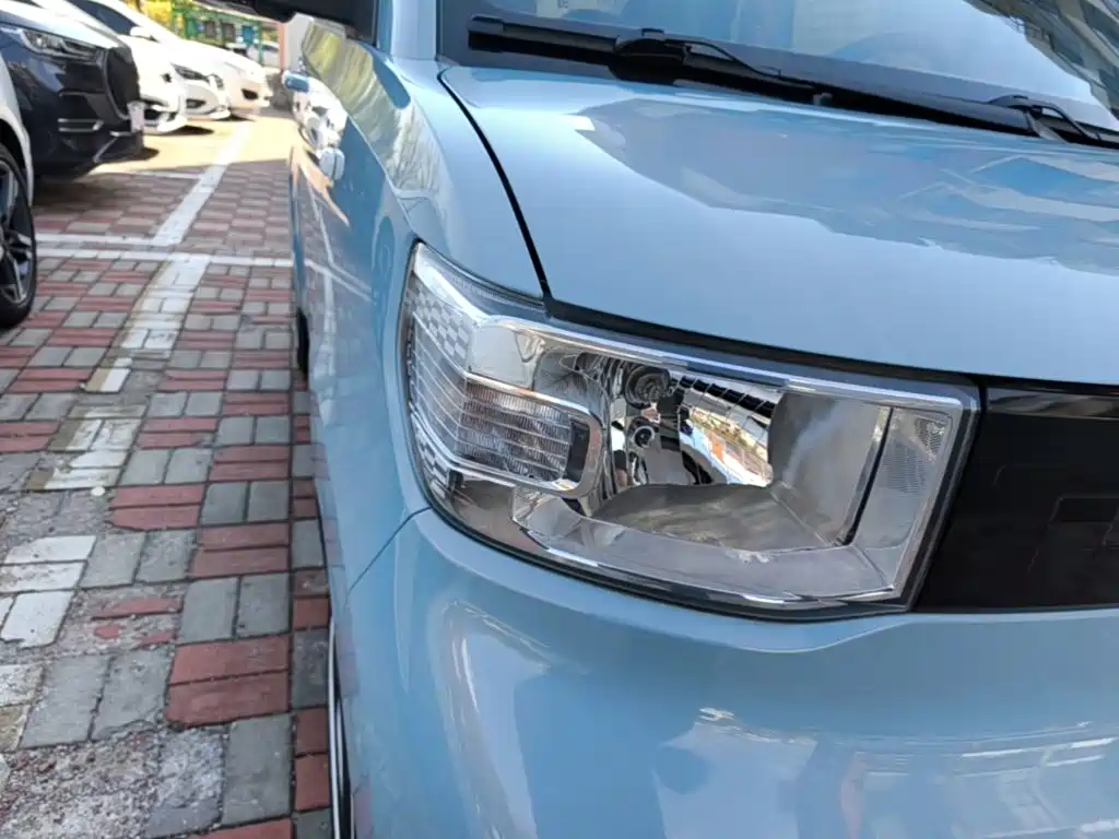 Wuling MINIEV — миниатюра 11