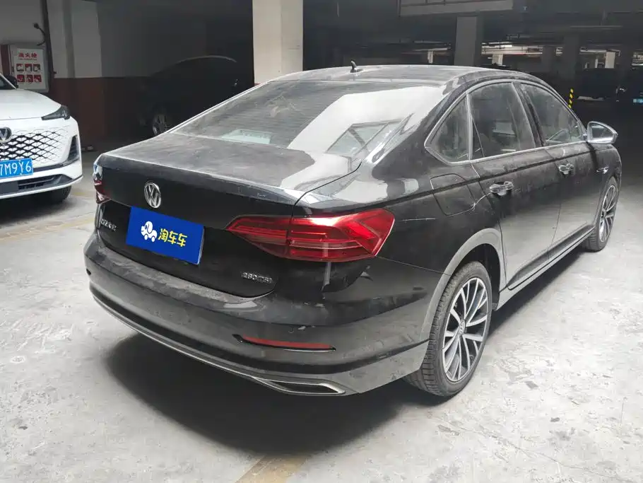 Volkswagen Lavida — миниатюра 2