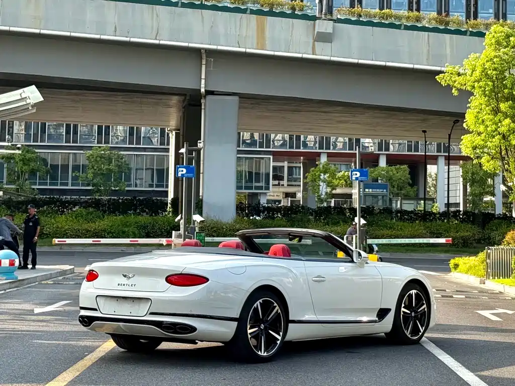 Bentley Continental — миниатюра 7