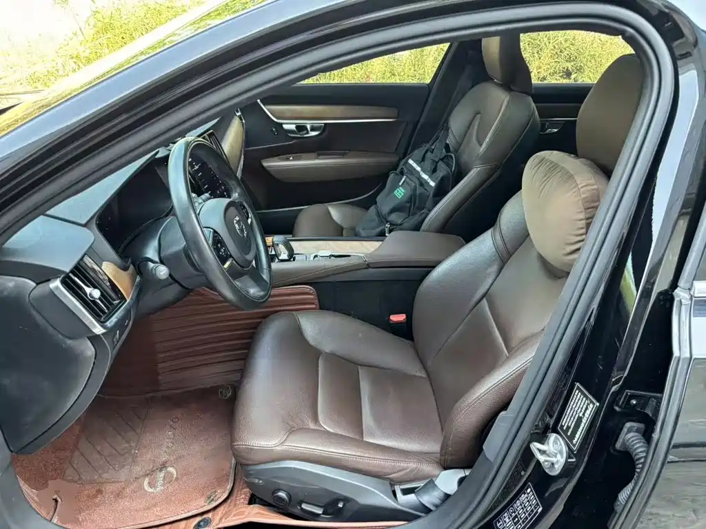 Volvo S90 — миниатюра 15