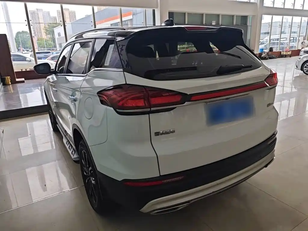 Geely Boyue — миниатюра 5
