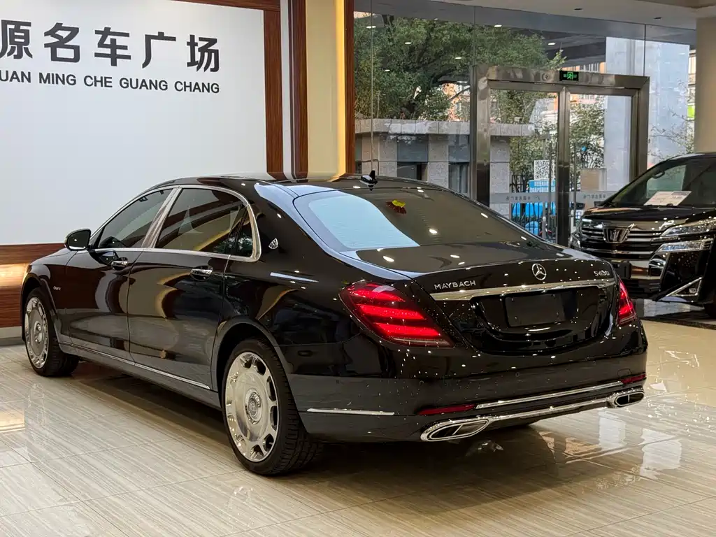 Mercedes-Benz S-Class — миниатюра 21