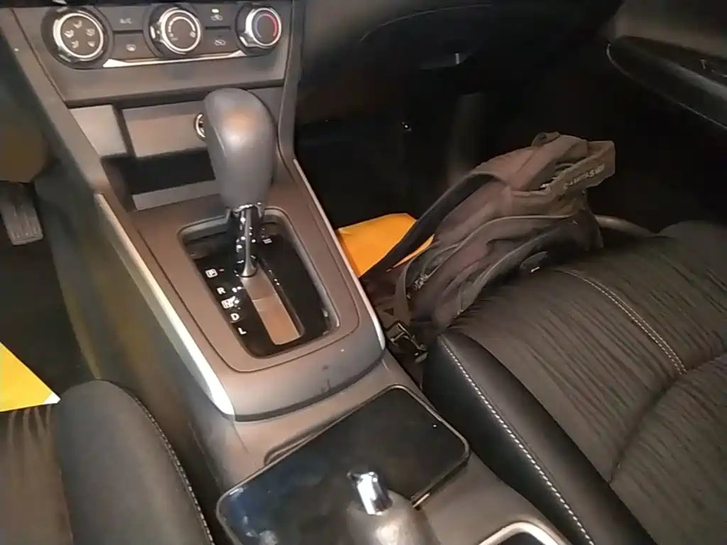 Nissan Sylphy — миниатюра 14
