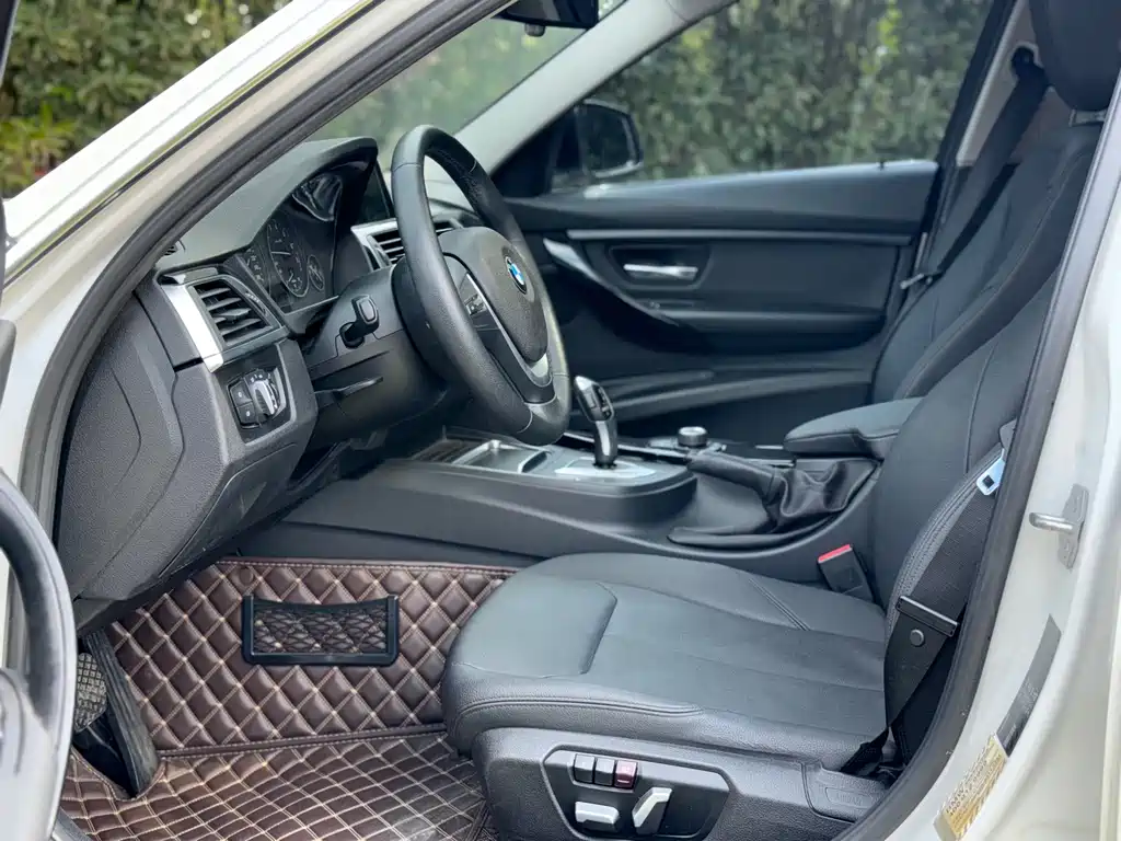 BMW 3 Series — миниатюра 4