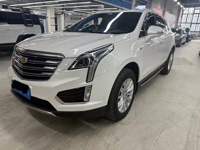 CADILLAC XT5