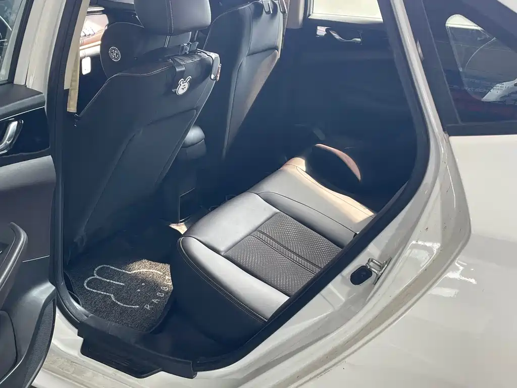 Changan Eado DT — миниатюра 8